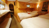 Shangani -  The singing Monkey family room